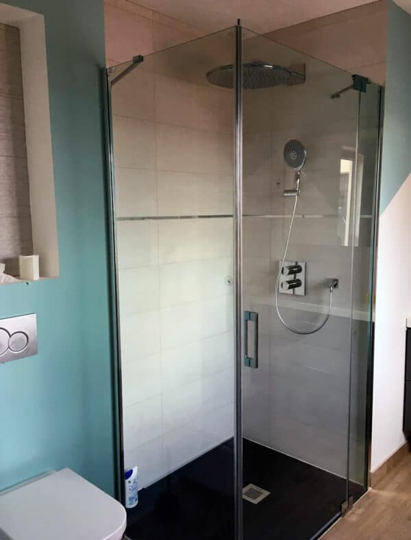 FURO-B17_Customers_Shower-enclosure-made-to-measure-(11)