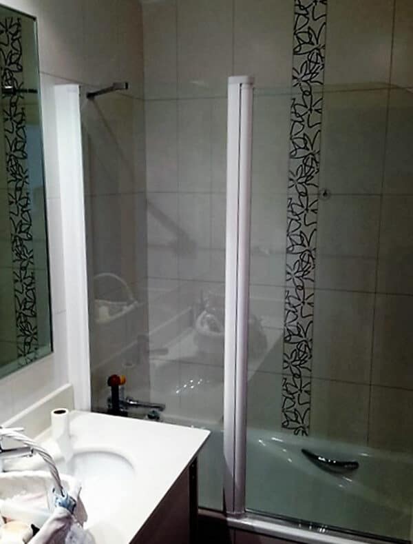 WALK-IN-P05_BATHTUB_Customers_Shower-enclosure-made-to-measure-(7)